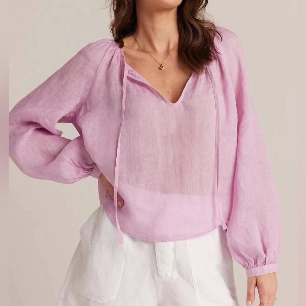 Bella Dahl Shirred Linen Raglan Blouse In Orchid